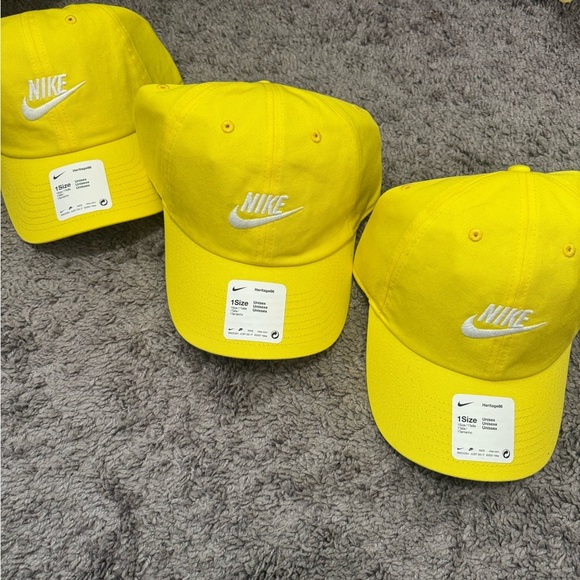 BNWT Nike Hats and Visors - Picture 1 of 2